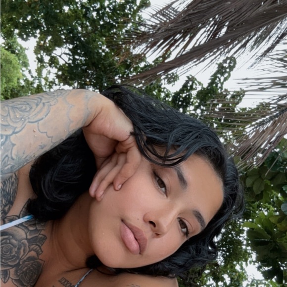 Meet the Posher Other - Meet your Posher, Arianna